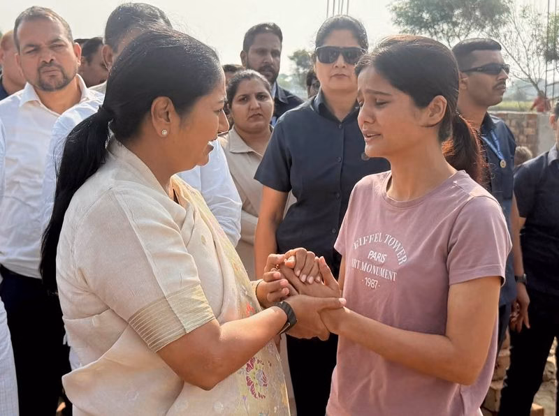 Delhi CM orders probe into animal shelter demolition, assures Rs 5L aid
